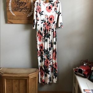 White floral maxi dress